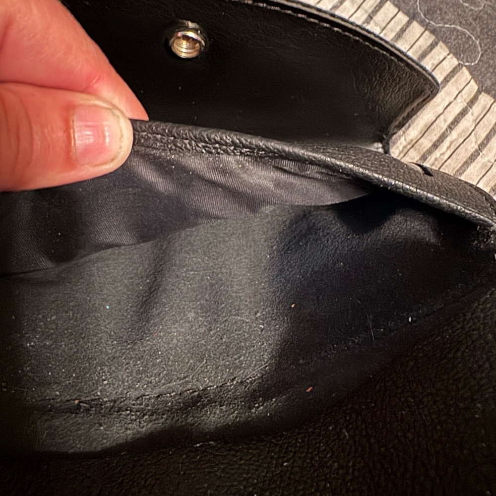 5/$20.00 item Harley-Davidson Black Leather Wallet - Picture 9 of 13